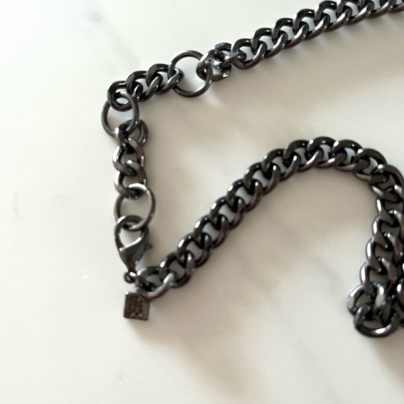 BANANA REPUBLIC•crystal chain link statement necklace EUC - Picture 4 of 4